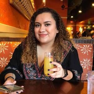 Meet your Posher, Danielle